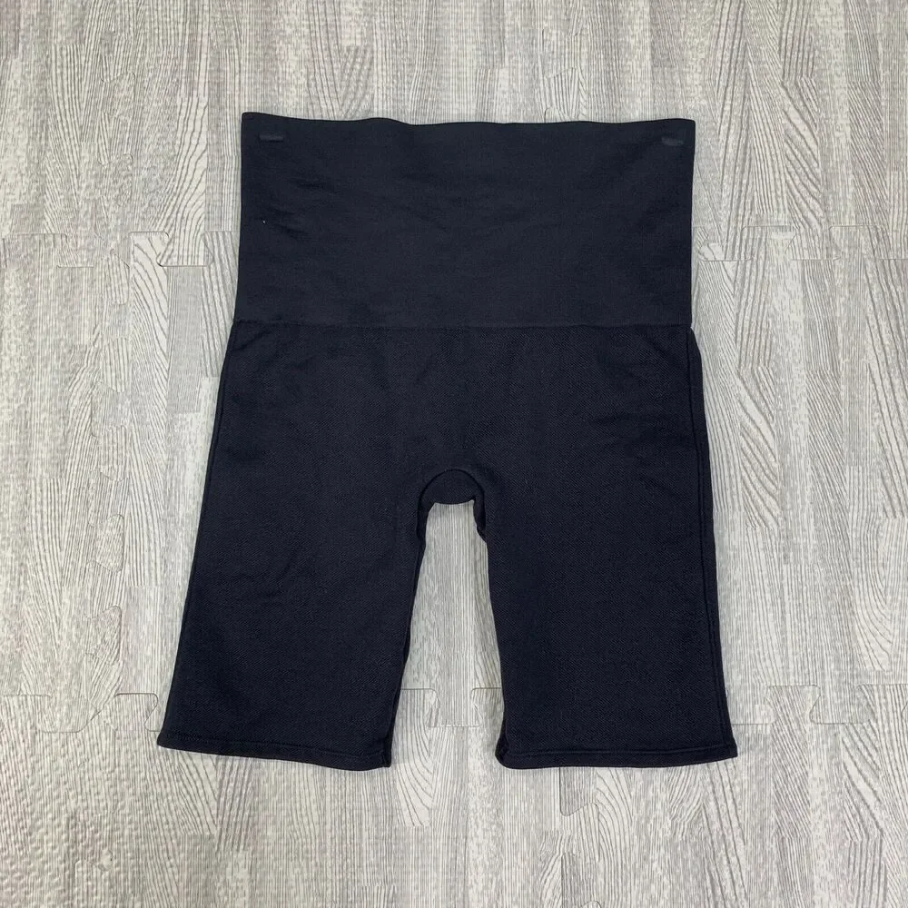 Spanx Shorts Womens S Small Black Mid Rise Firm Shapewear Contour Bikers Stretch